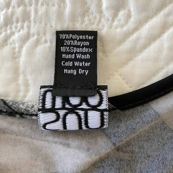 Clara Sun Woo Scoop Neck Tunic Black Grey Leaf Blouse Split Hem 3/4 Sleeve Small - Picture 7 of 7